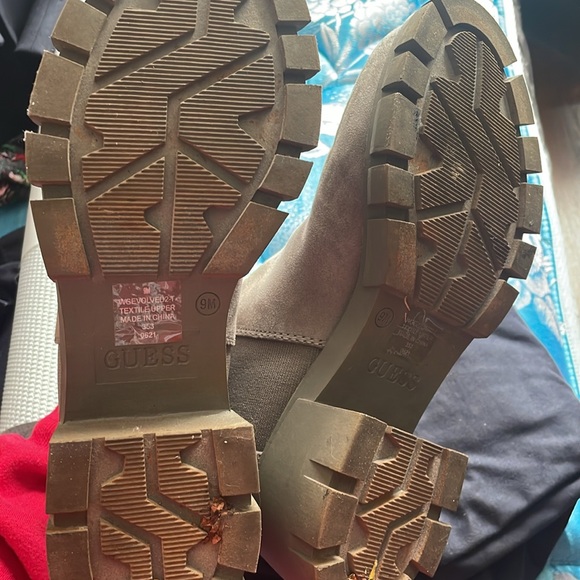 Guess Booties - Picture 2 of 5